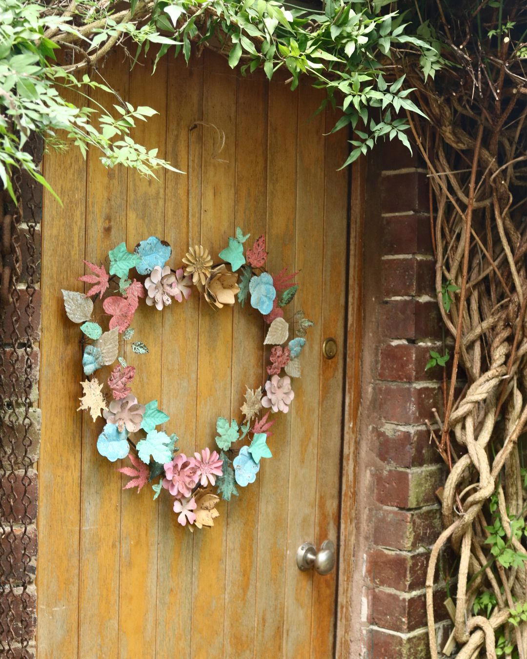 Metal Heart Flower Wreath Decoration
