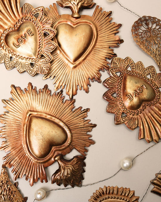 Gold & Wire Multi Heart Garland with Pearls