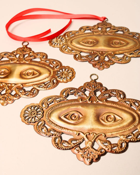 Magic Eyes Decoration