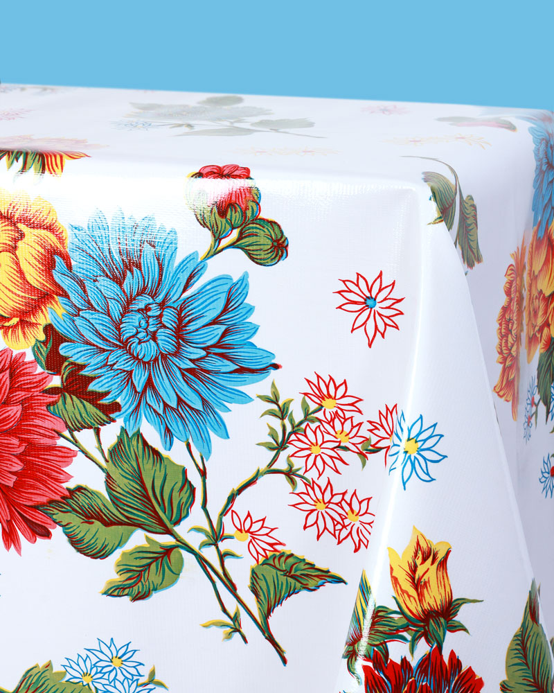 Cristantemos Oilcloth, White