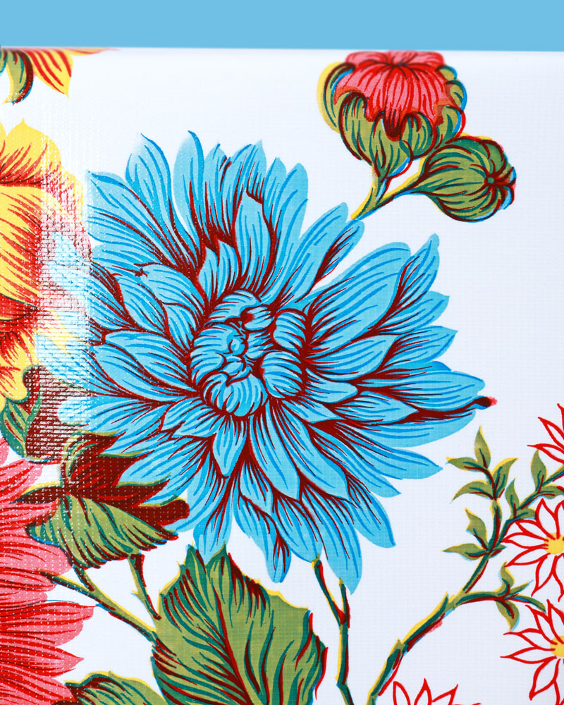 Cristantemos Oilcloth, White